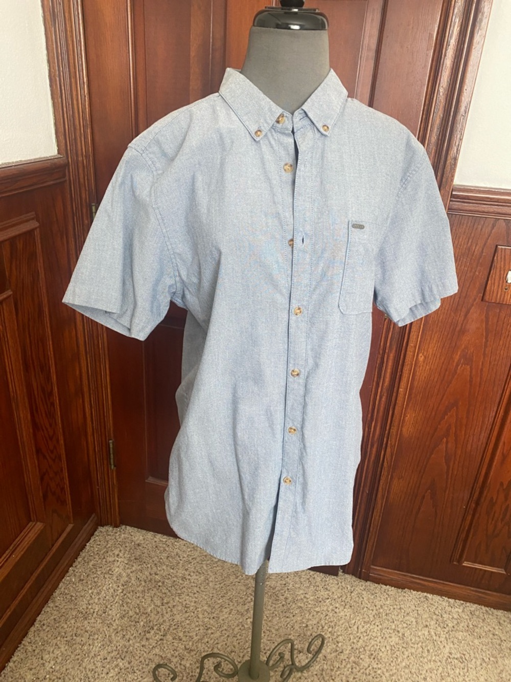 Rip Curl Light Blue Short-Sleeve Button-Down Shirt